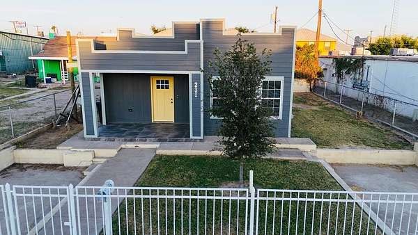 0.08 Acres of Commercial Land for Sale in Eagle Pass, Texas