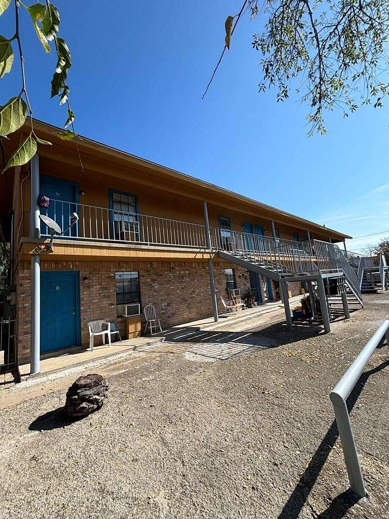 0.02 Acres of Mixed-Use Land for Sale in Eagle Pass, Texas