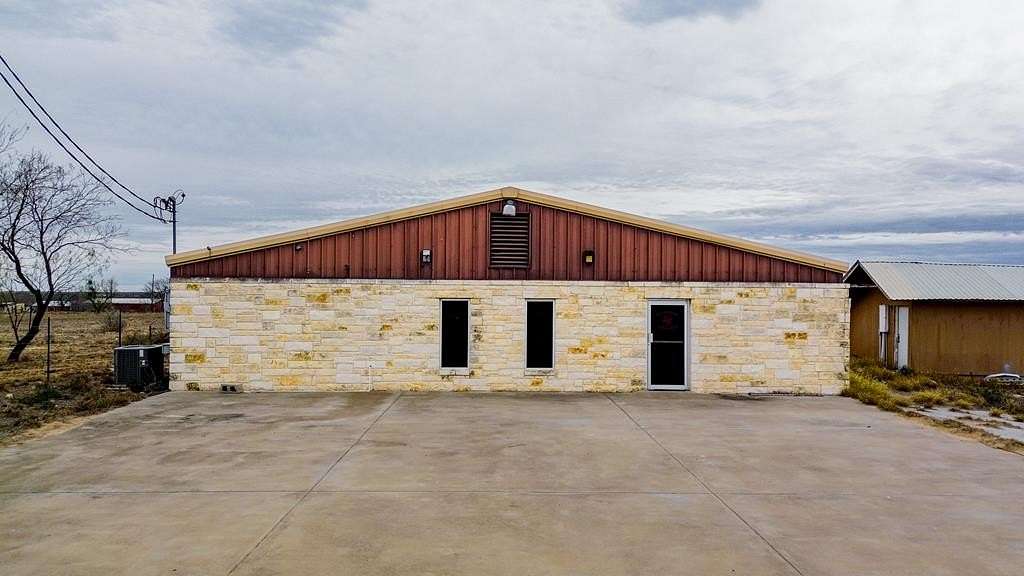 6 Acres of Commercial Land for Sale in Carrizo Springs, Texas