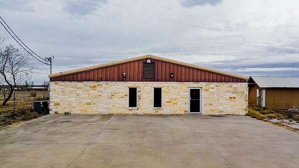 6 Acres of Commercial Land for Sale in Carrizo Springs, Texas