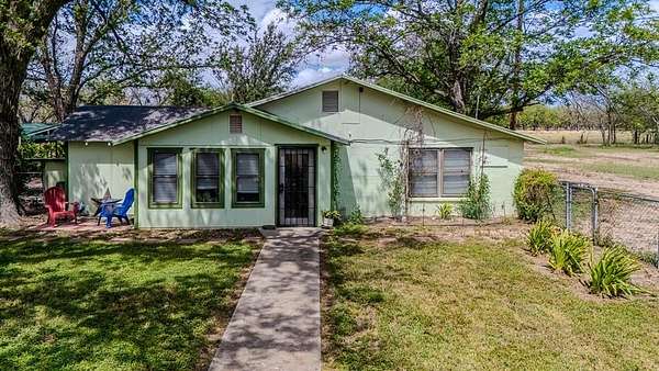 8 Acres of Land with Home for Sale in Quemado, Texas