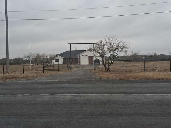 4.68 Acres of Land with Home for Sale in Del Rio, Texas