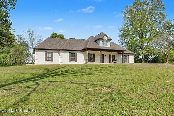 4.9 Acres of Land with Home for Sale in Byhalia, Mississippi