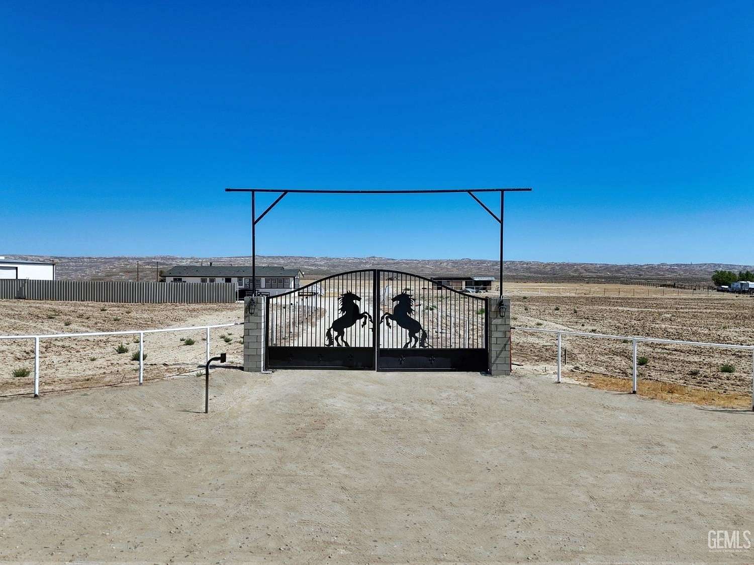 20 Acres of Land with Home for Sale in Taft, California