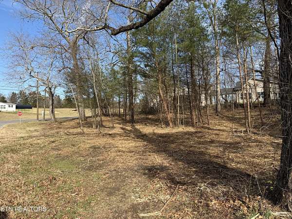 0.9 Acres of Commercial Land for Sale in Loudon, Tennessee