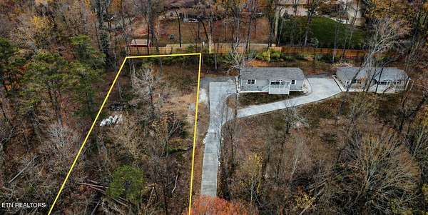 1.37 Acres of Residential Land for Sale in Knoxville, Tennessee