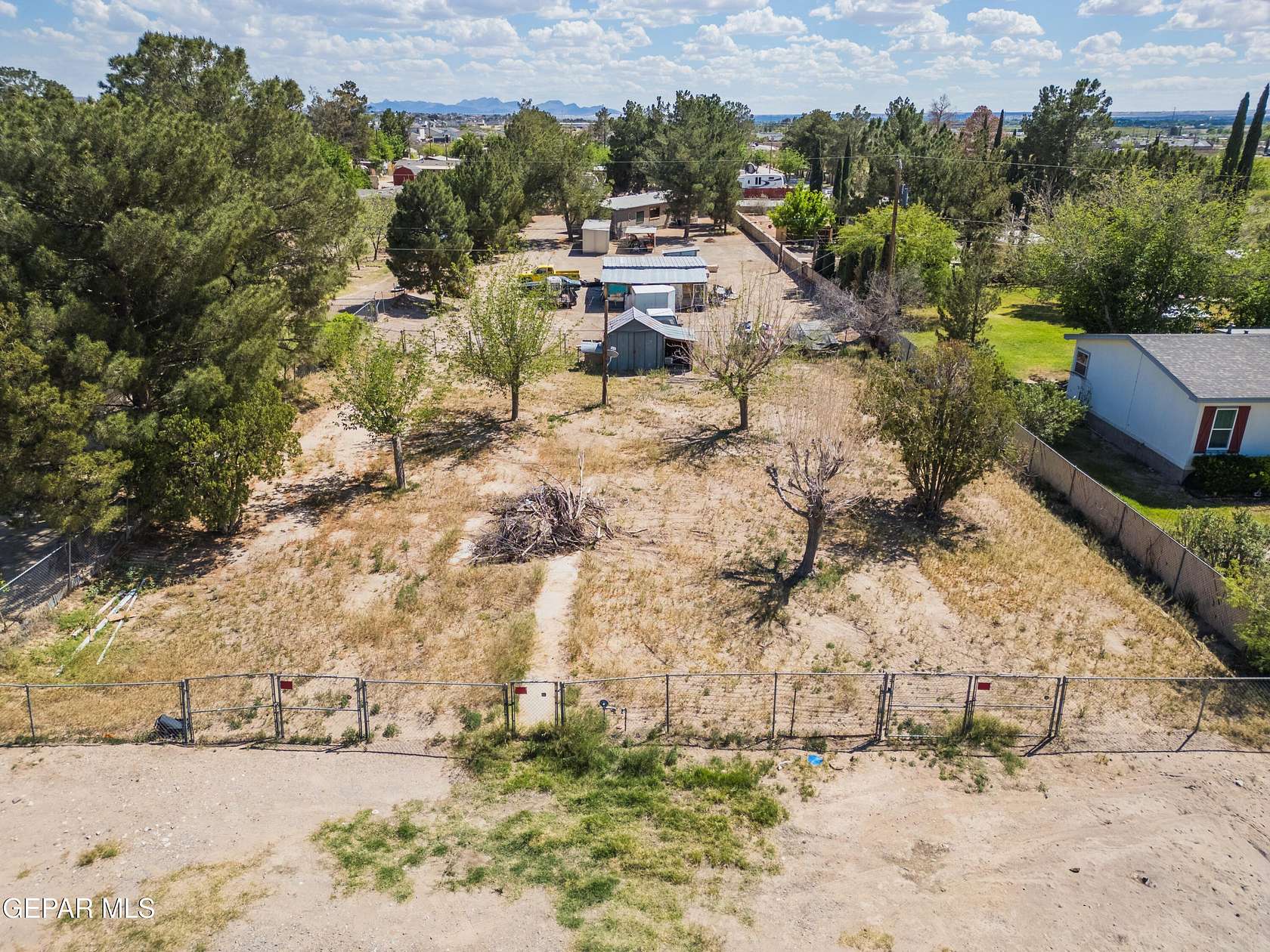 0.25 Acres of Residential Land for Sale in Vinton, Texas