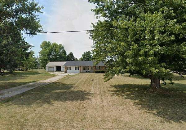 2.5 Acres of Land with Home for Auction in Washington Court House, Ohio