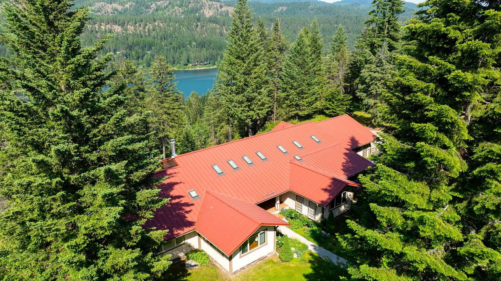 28 Acres of Recreational Land with Home for Sale in Newport, Washington