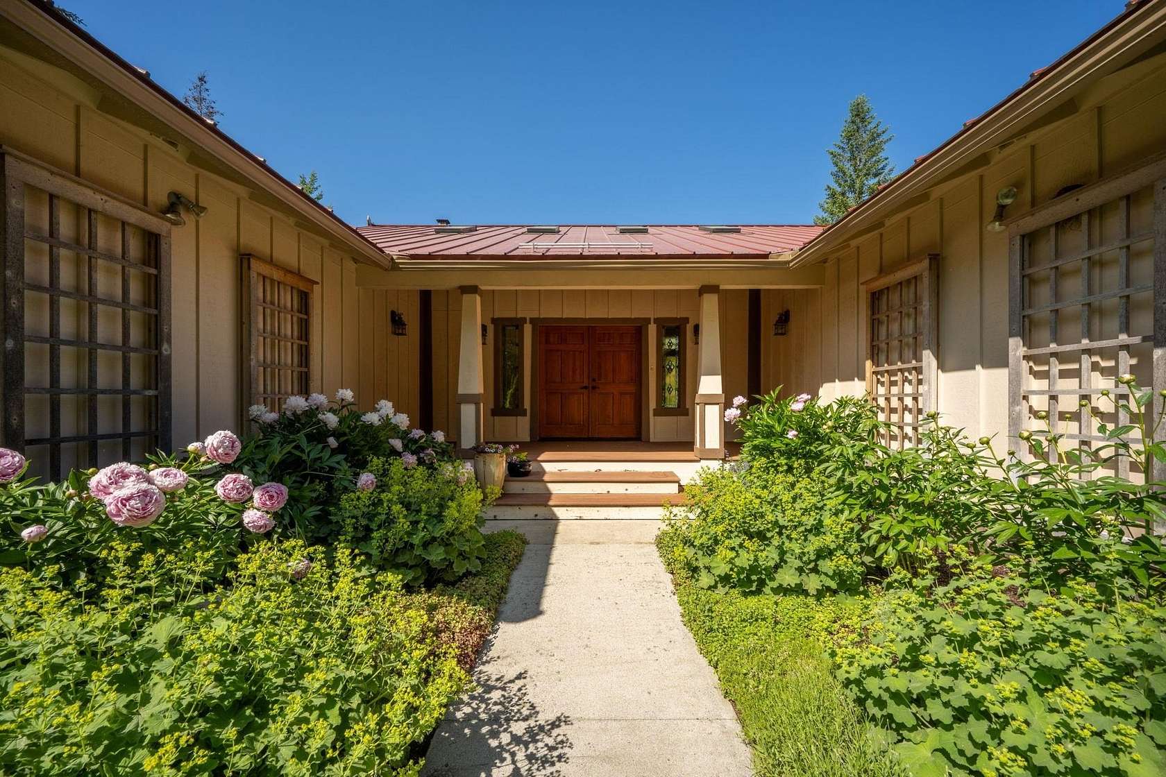 28 Acres of Recreational Land with Home for Sale in Newport, Washington