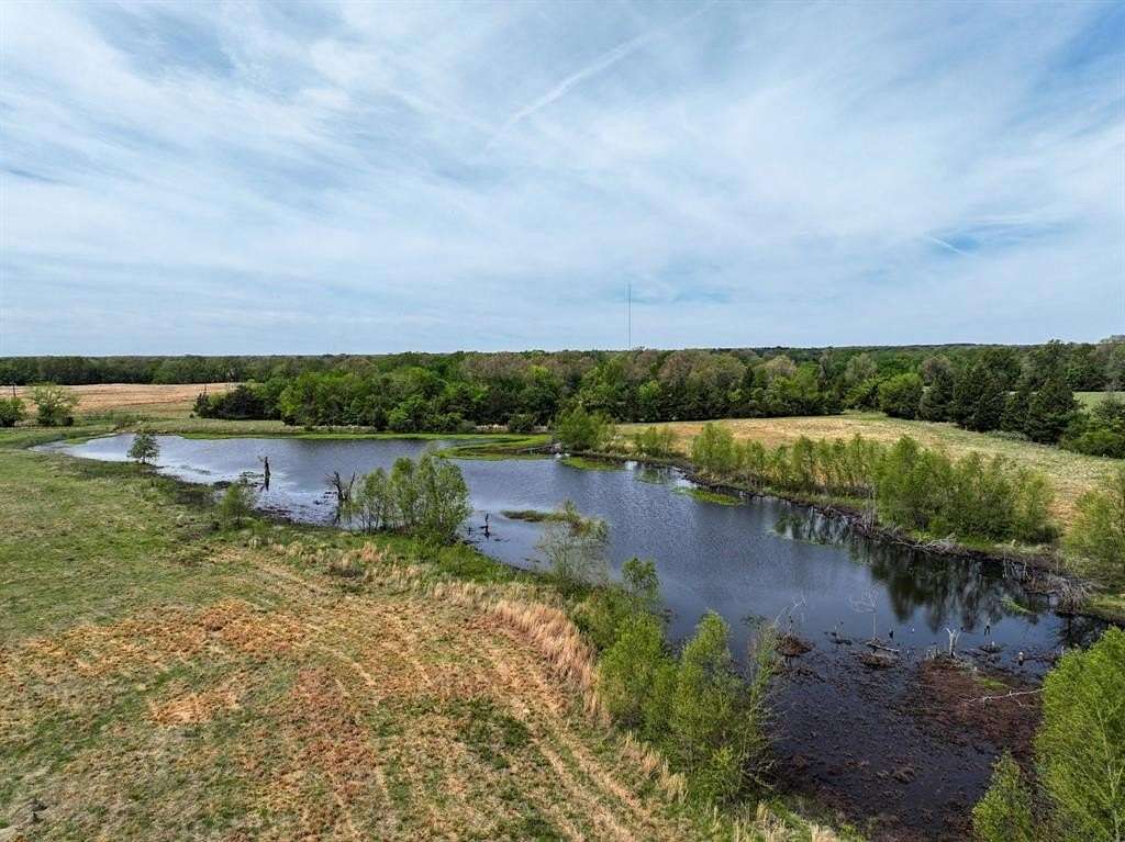 94 Acres of Land for Sale in De Kalb, Texas