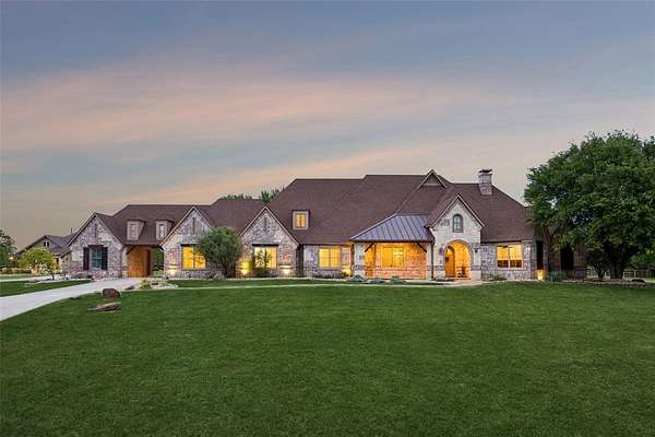 14.7 Acres of Land with Home for Sale in Aubrey, Texas