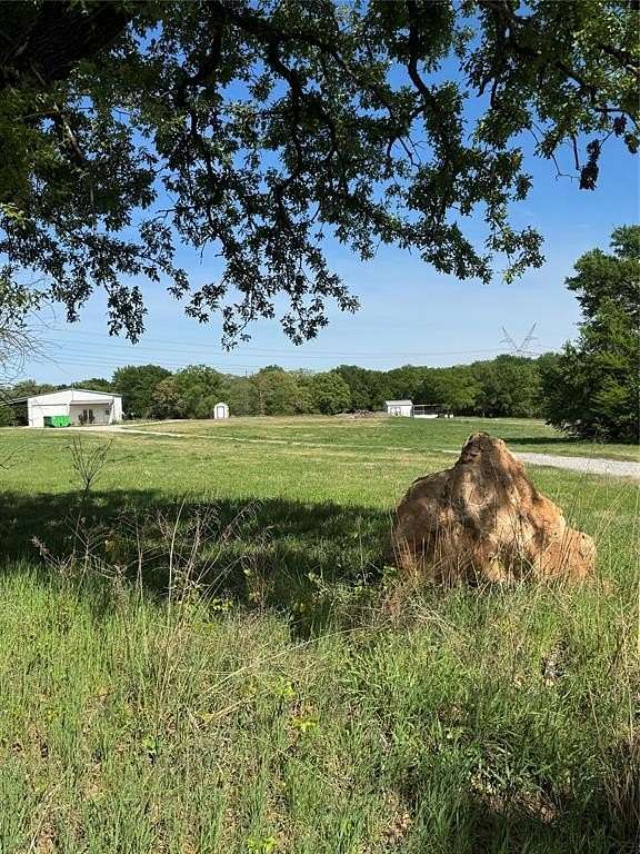 10.4 Acres of Land with Home for Sale in Alvord, Texas