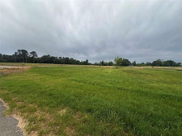 1.18 Acres of Residential Land for Sale in Pittsburg, Texas