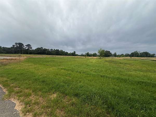 1.18 Acres of Residential Land for Sale in Pittsburg, Texas