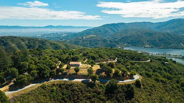 15 Acres of Land with Home for Sale in Los Gatos, California