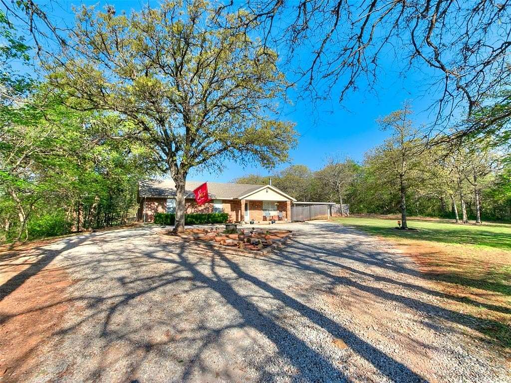 5.75 Acres of Land with Home for Sale in Norman, Oklahoma