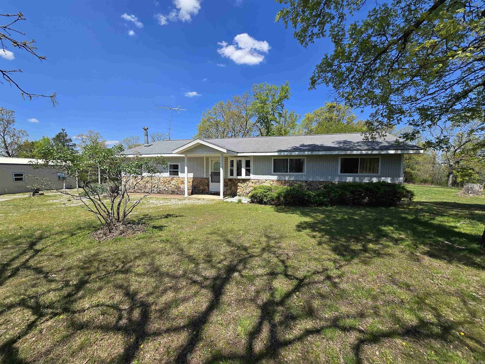 35.2 Acres of Recreational Land with Home for Sale in Clarkridge, Arkansas