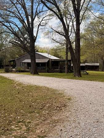 5 Acres of Land with Home for Sale in Oakland, Tennessee