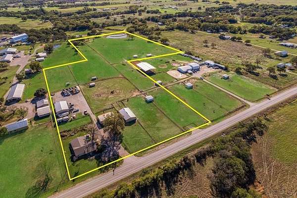 17.9 Acres of Mixed-Use Land for Sale in Aubrey, Texas