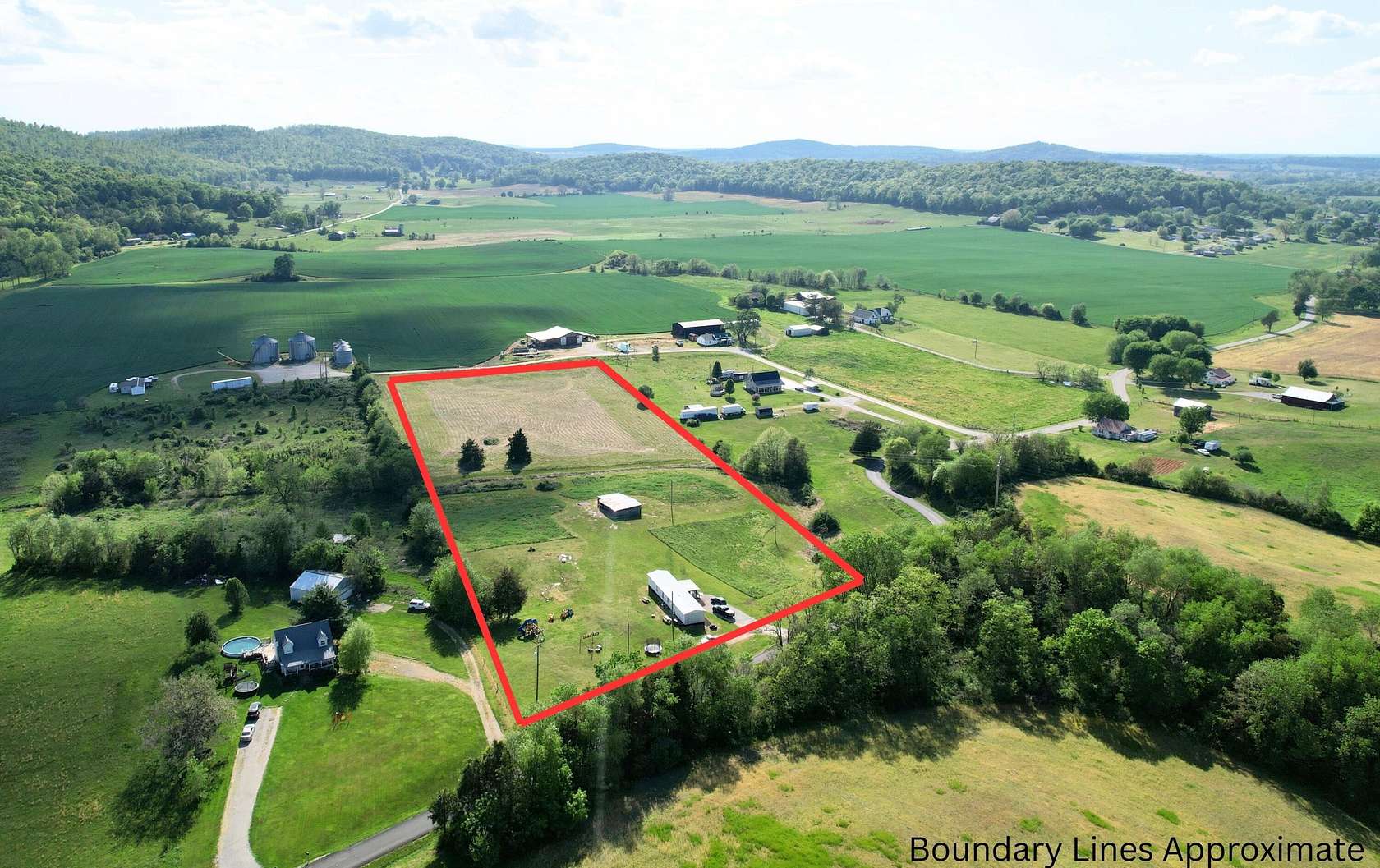 8.1 Acres of Land with Home for Sale in Monticello, Kentucky