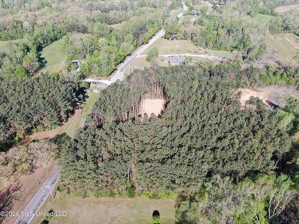 2.2 Acres of Residential Land for Sale in Holly Springs, Mississippi