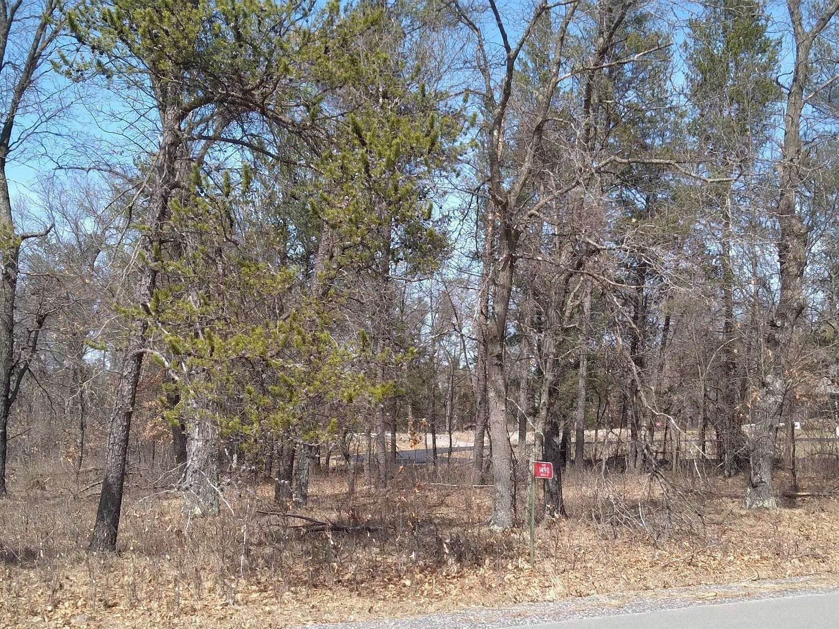 1 Acre of Residential Land for Sale in Nekoosa, Wisconsin