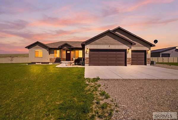 2.13 Acres of Land with Home for Sale in Idaho Falls, Idaho