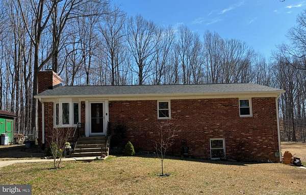 2 Acres of Land with Home for Sale in Fredericksburg, Virginia