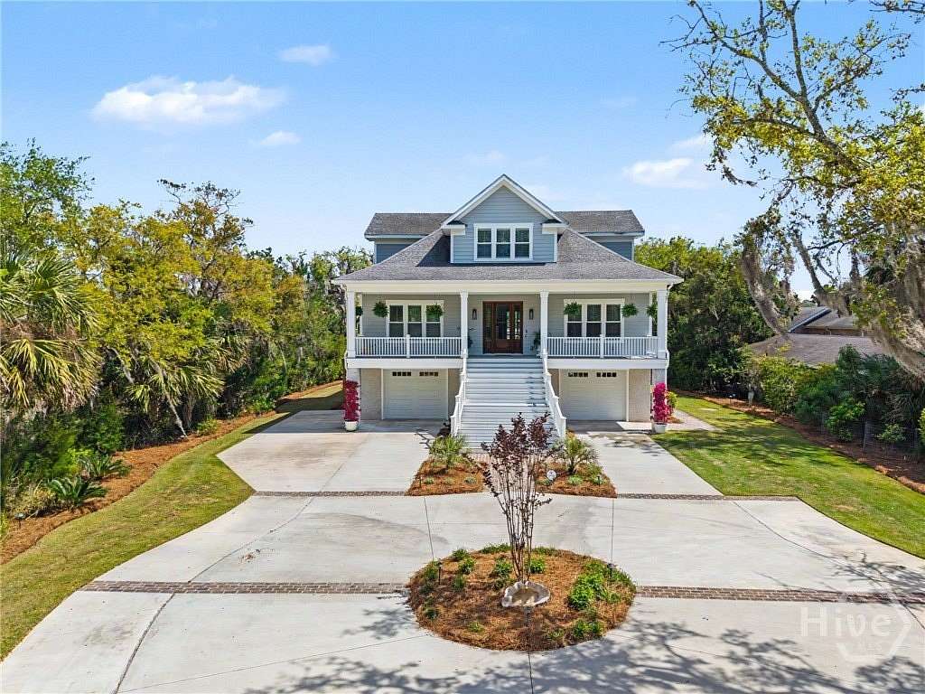 1.78 Acres of Land with Home for Sale in Savannah, Georgia