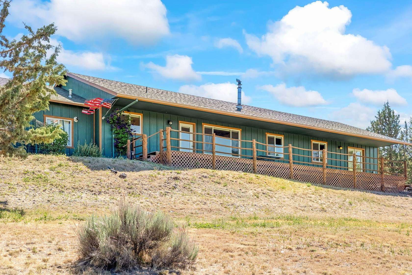 1.87 Acres of Land with Home for Sale in Prineville, Oregon