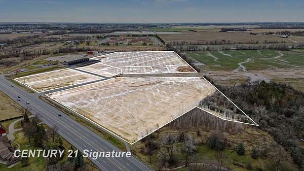 1 Acre of Commercial Land for Sale in Freeland, Michigan