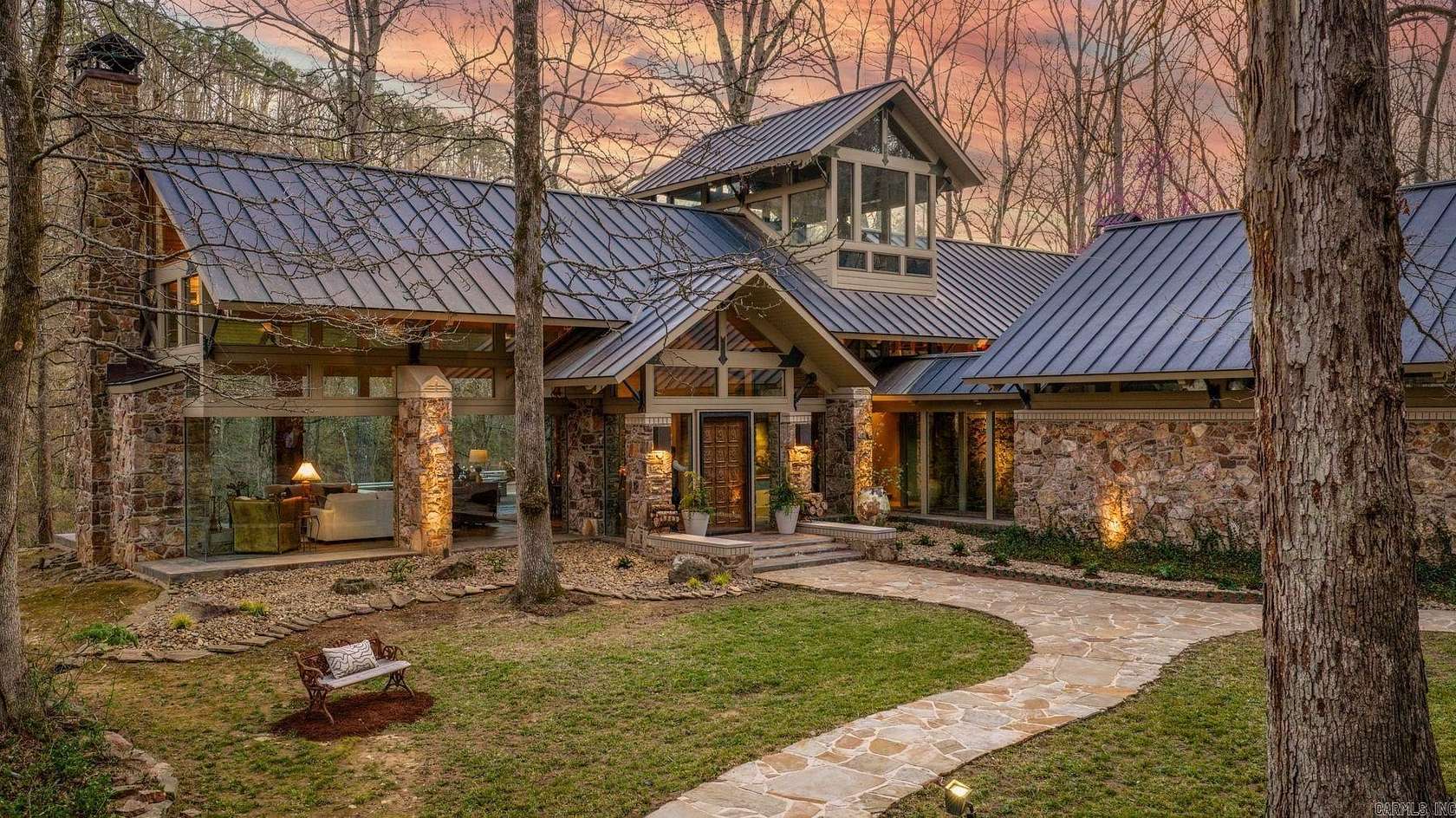 12.9 Acres of Land with Home for Sale in Heber Springs, Arkansas