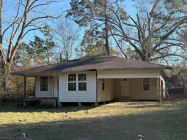 4 Acres of Land with Home for Sale in Wiergate, Texas