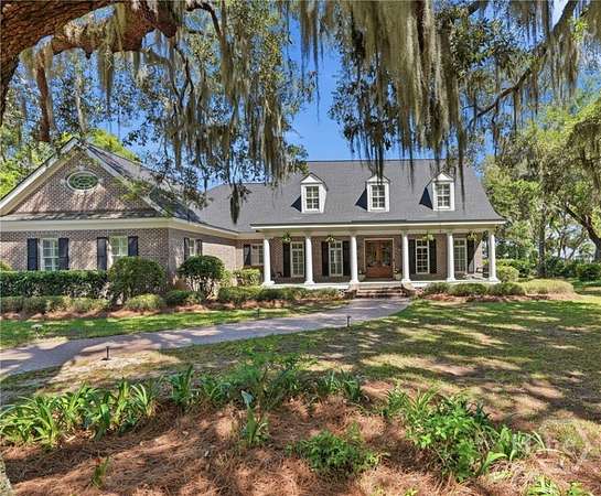2.5 Acres of Land with Home for Sale in Savannah, Georgia