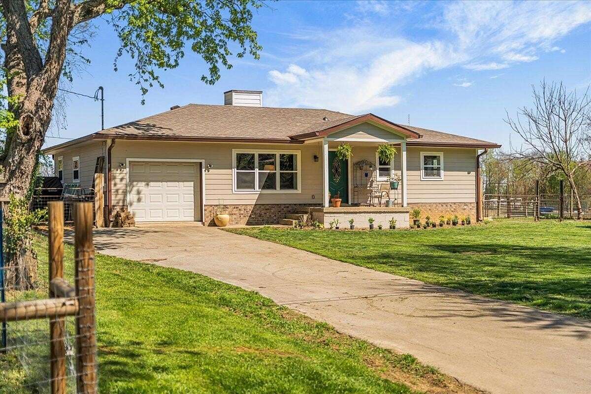 7 Acres of Land with Home for Sale in Lexington, Kentucky