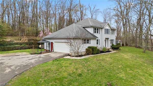 15 Acres of Recreational Land with Home for Sale in Newark, Ohio