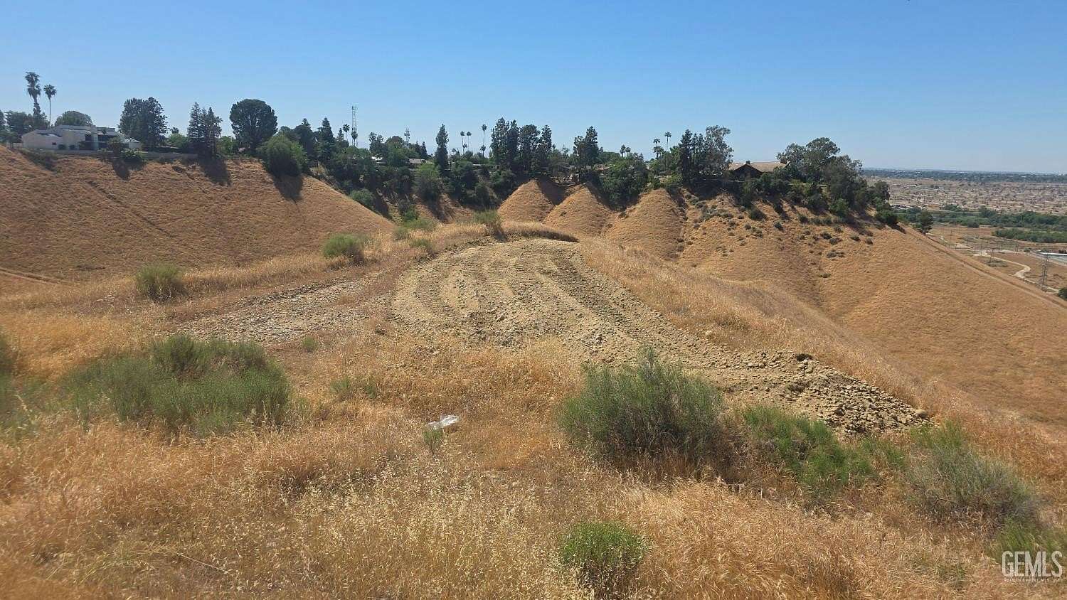 0.5 Acres of Residential Land for Sale in Bakersfield, California