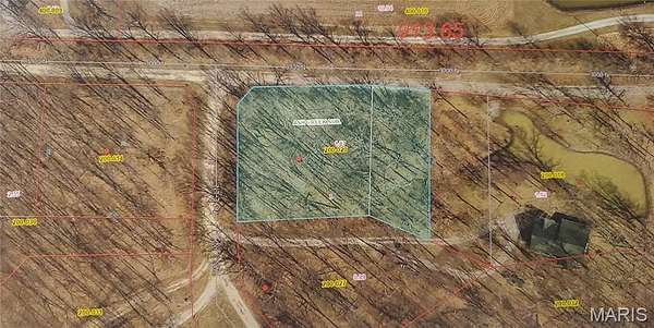 1 Acre of Residential Land for Sale in Ramsey, Illinois
