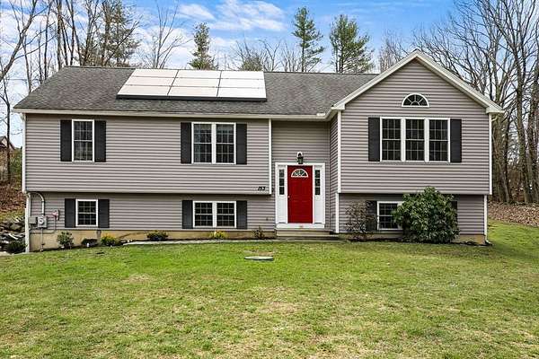 1.5 Acres of Land with Home for Sale in Rutland, Massachusetts