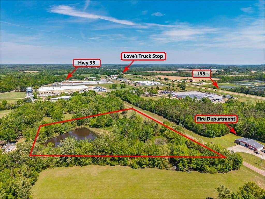 9.5 Acres of Residential Land for Sale in Batesville, Mississippi