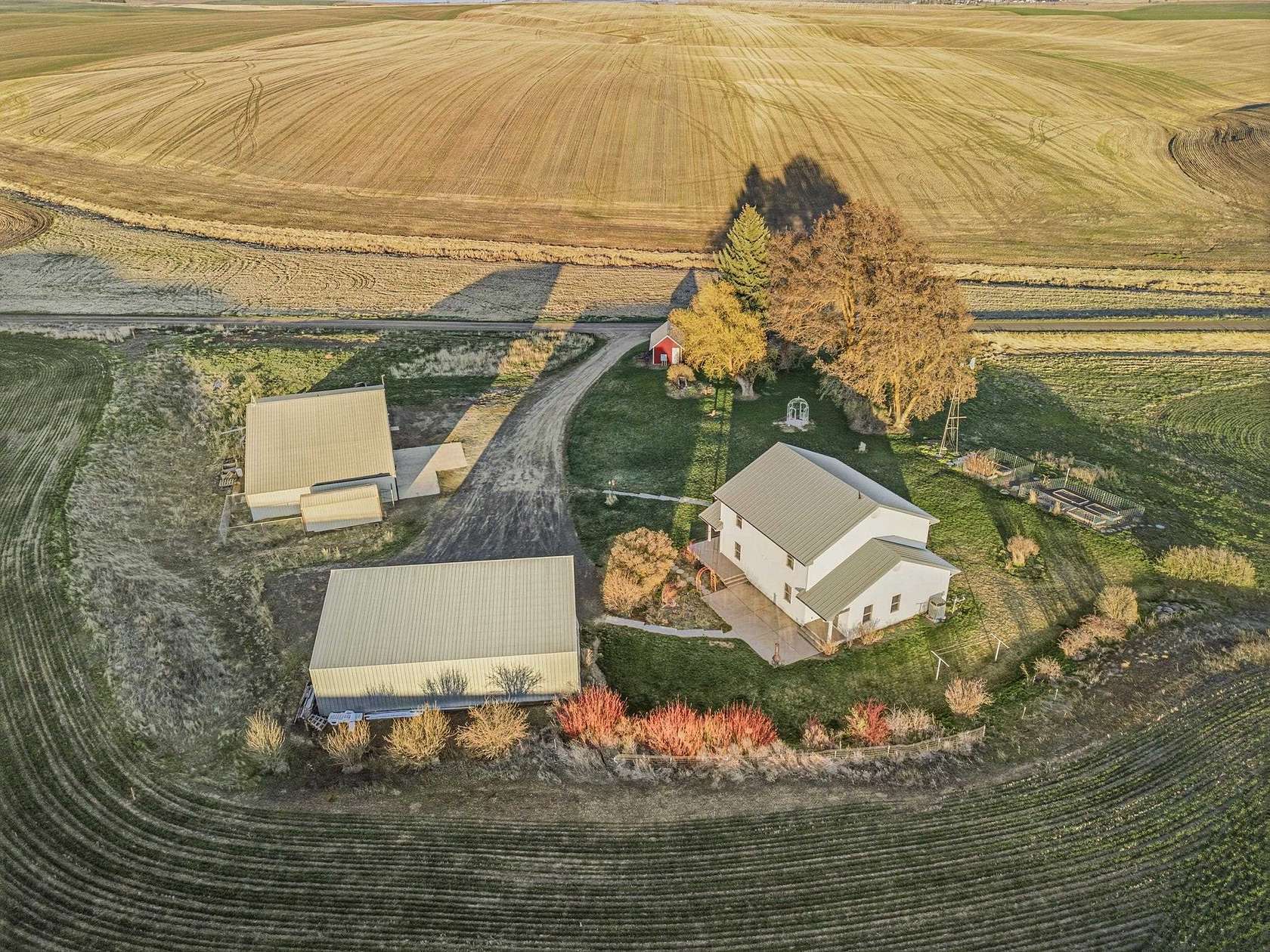 8 Acres of Improved Land for Sale in Reardan, Washington
