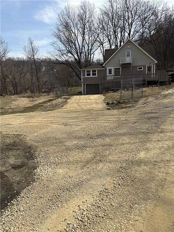 25 Acres of Recreational Land with Home for Sale in Red Wing, Minnesota