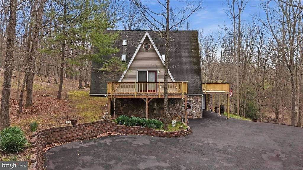 9 Acres of Land with Home for Sale in Berkeley Springs, West Virginia