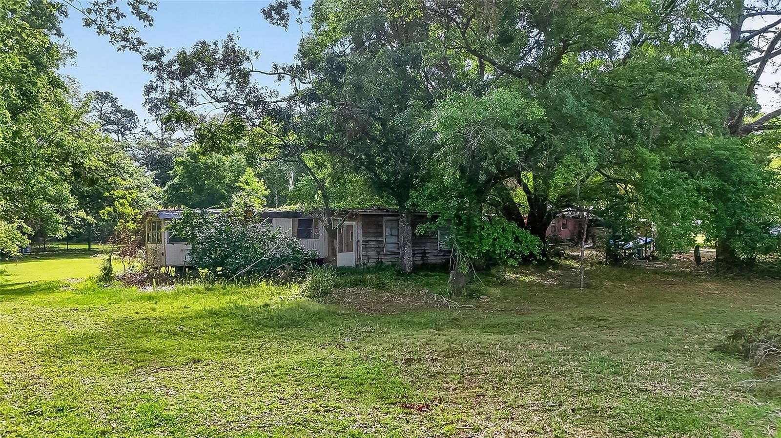 1 Acre of Residential Land for Sale in Christmas, Florida