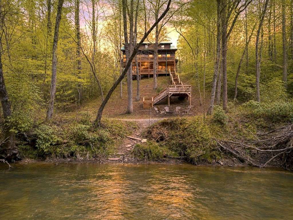 2.43 Acres of Land with Home for Sale in Ellijay, Georgia