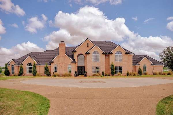 5 Acres of Land with Home for Sale in Center, Texas