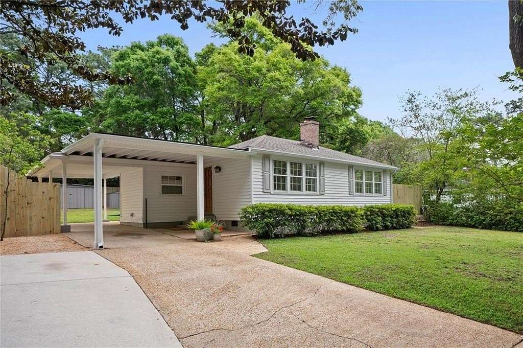 5 Acres of Land with Home for Sale in Mobile, Alabama