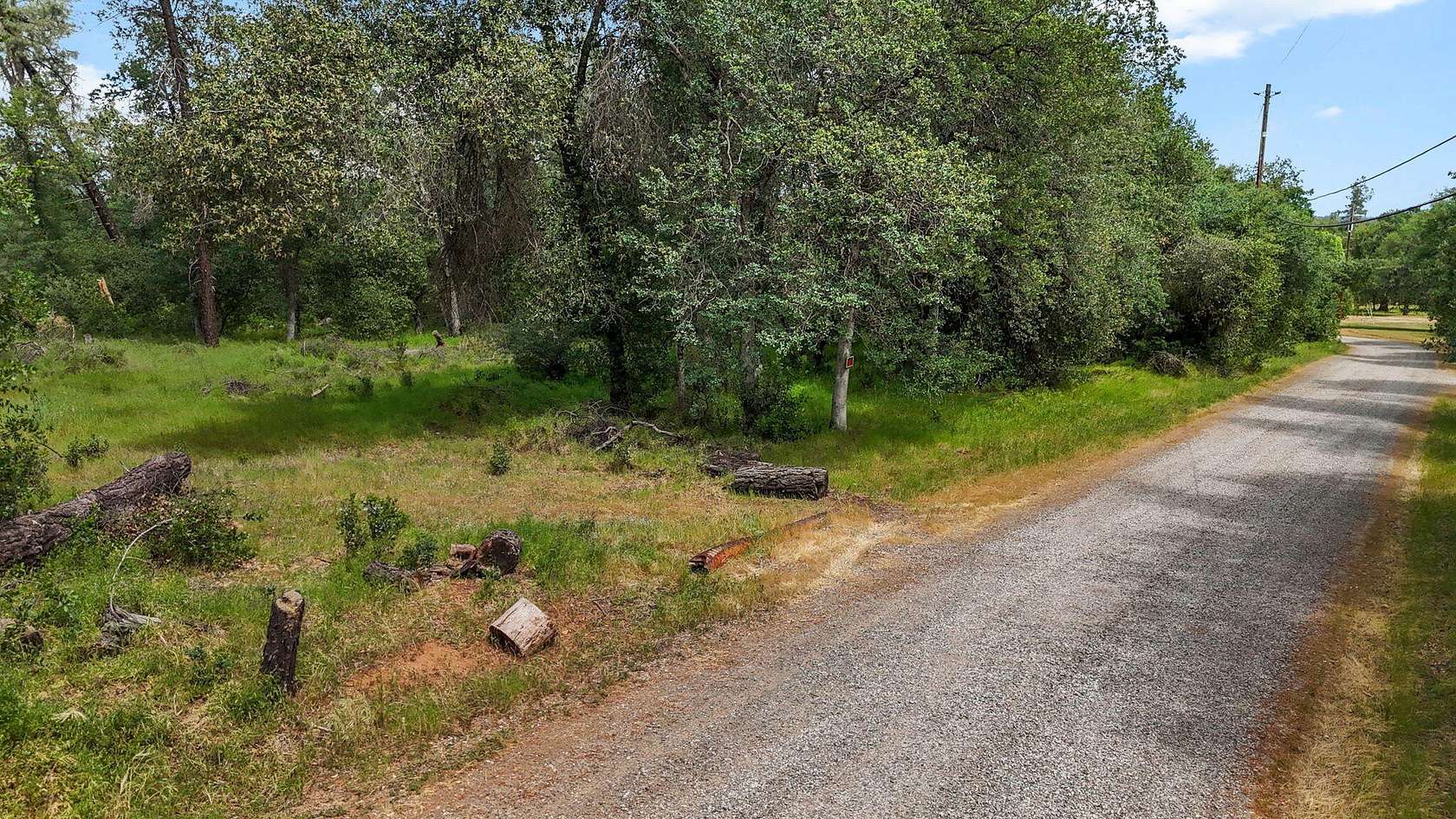 2.5 Acres of Mixed-Use Land for Sale in Anderson, California