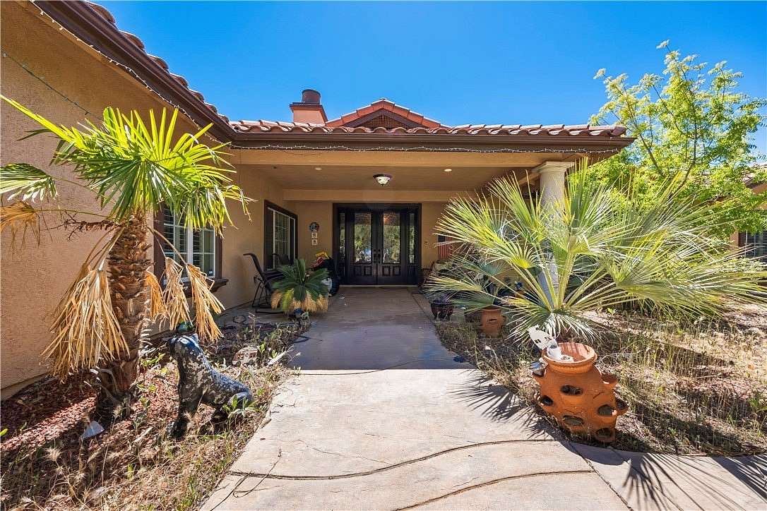 2.33 Acres of Land with Home for Sale in Lancaster, California